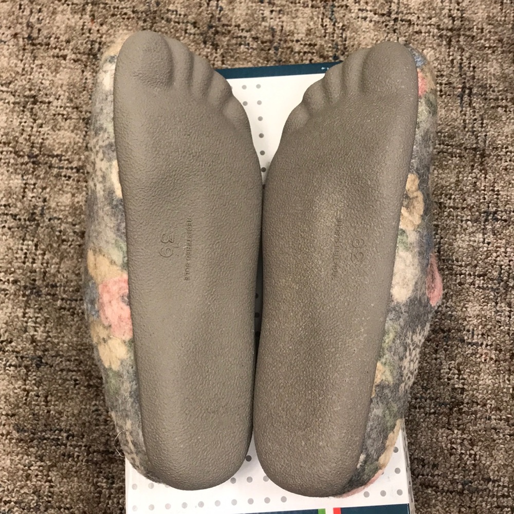 Spring Step Flexus Slippers - Picture 4 of 4